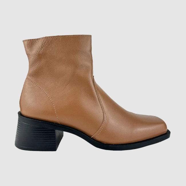 Bota Lívia Couro Camel 101