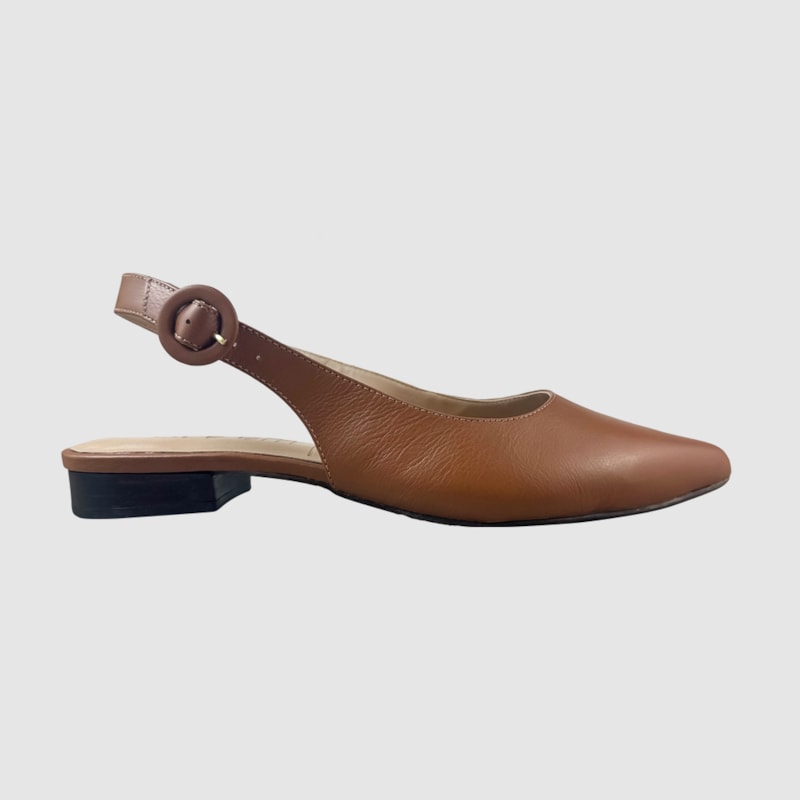 Chanel Bico Fino Camel 676