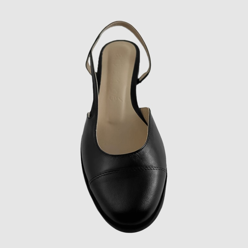 Chanel Ceci Couro Preto 673 ( Recomendamos a compra de um número acima do normalmente usado) Chanel Ceci Couro Preto 673 ( Recomendamos a compra de um número acima do normalmente usado)