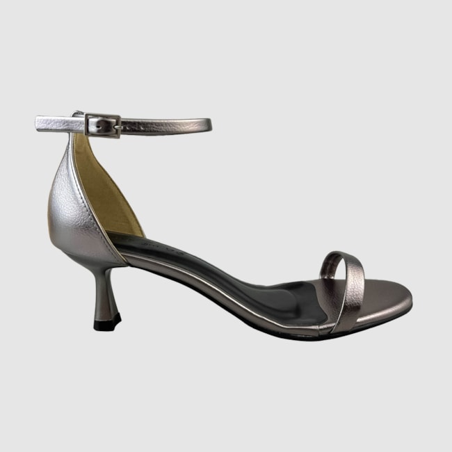 Sandália Doha em Couro Metalizado Prata Velho 440