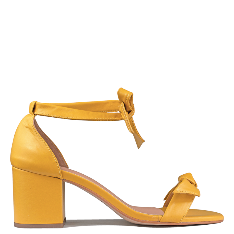 Sandália Olivia Salto Bloco em Couro Amarelo 100 Sandália Olivia Salto Bloco em Couro Amarelo 100